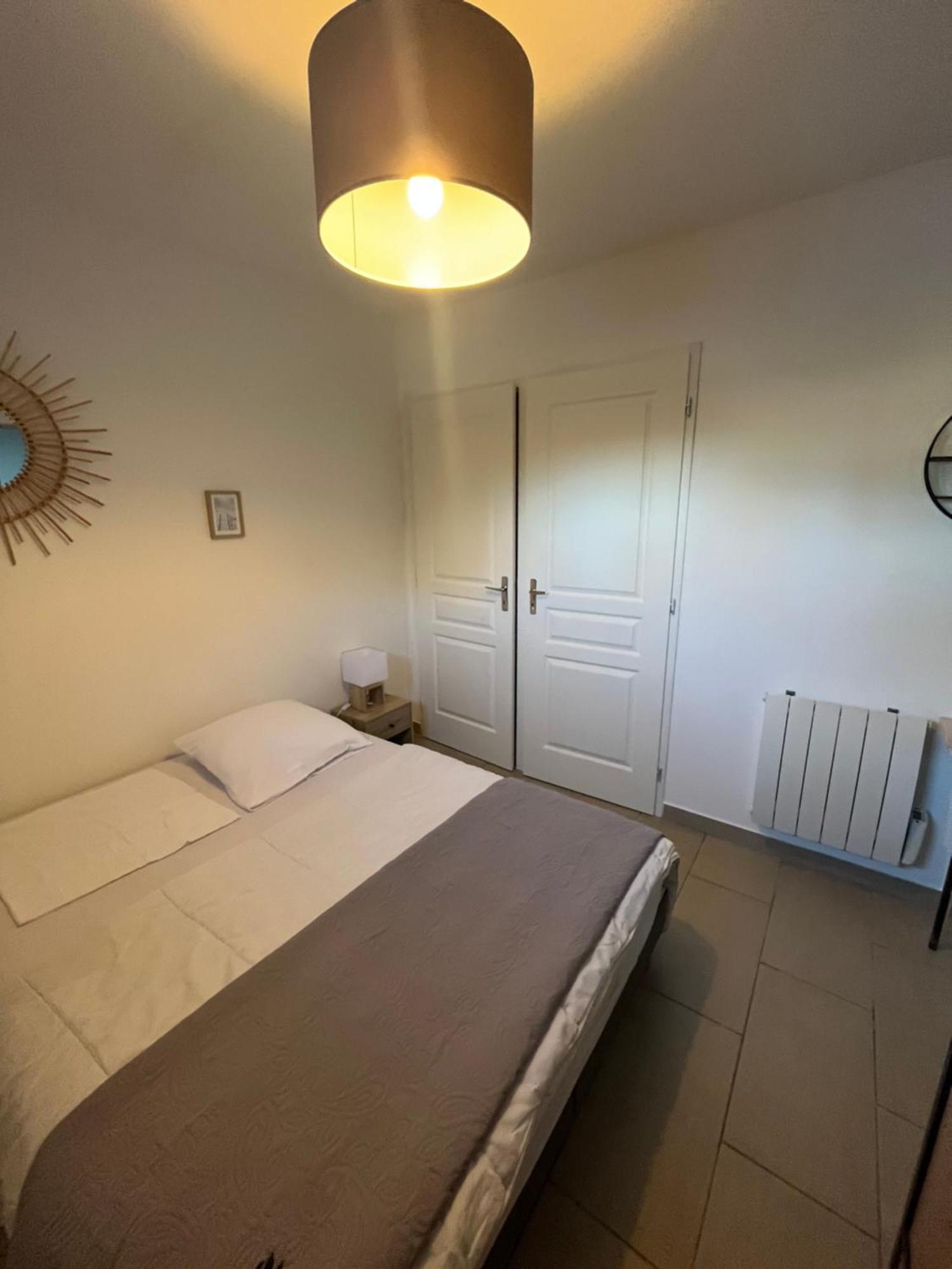Studio Cosy Avec Climatisation Et Terrasse Malataverne Eksteriør billede