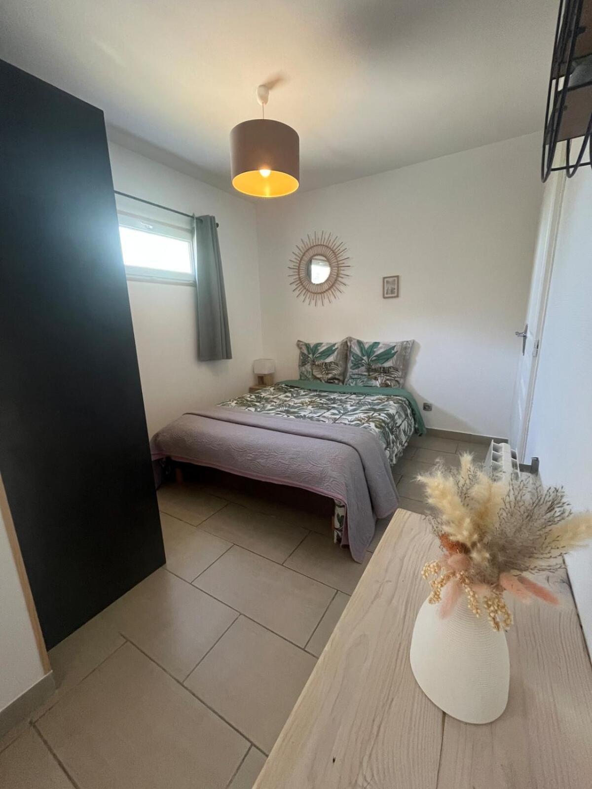 Studio Cosy Avec Climatisation Et Terrasse Malataverne Eksteriør billede